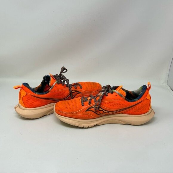 Men’s Saucony S20723-45 Kinvara 13 Neon Orange Sneakers Size 8.5 main image 12